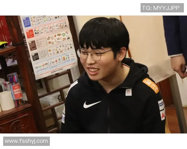 赛后分析：WE与RNG对决中的战术思考与经验总结