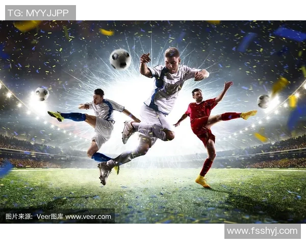 足球明星的场内竞技与场外生活全景揭秘与背后故事分享